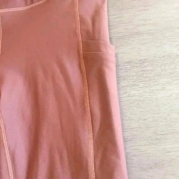 Fabletics Leggings NWOT - Picture 2 of 3